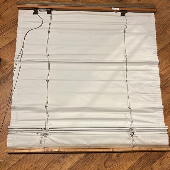 Bamboo curtains in very good condition. I have 3 if anyone is interested. - Picture 2 of 7